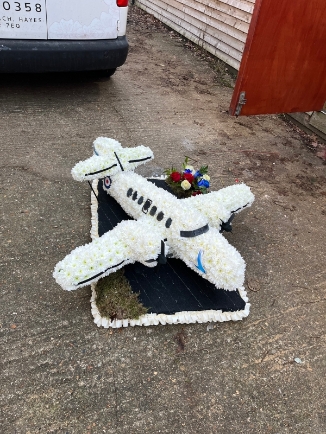 3D funeral plane, airplane, jet stream, bespoke funeral flowers model by florist in Bromley, Hayes, South London
