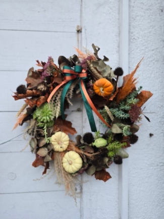 Autumn fresh bespoke wreath for delivery in Bromley, Beckenham, Croydon.