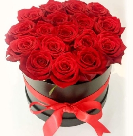  red roses hat box for same day delivery in Bromley, Valentines Flowers